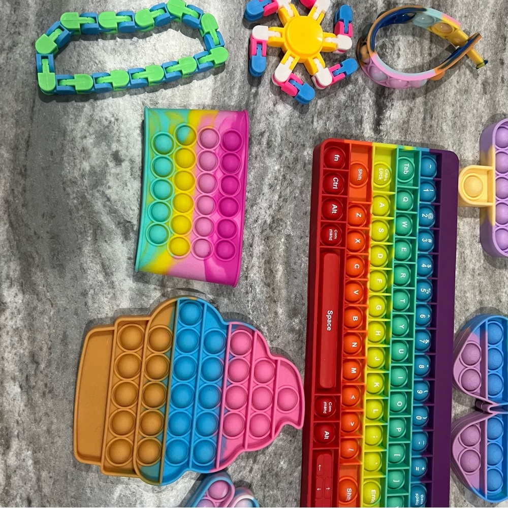 Fidget lot - Picture 5 of 7